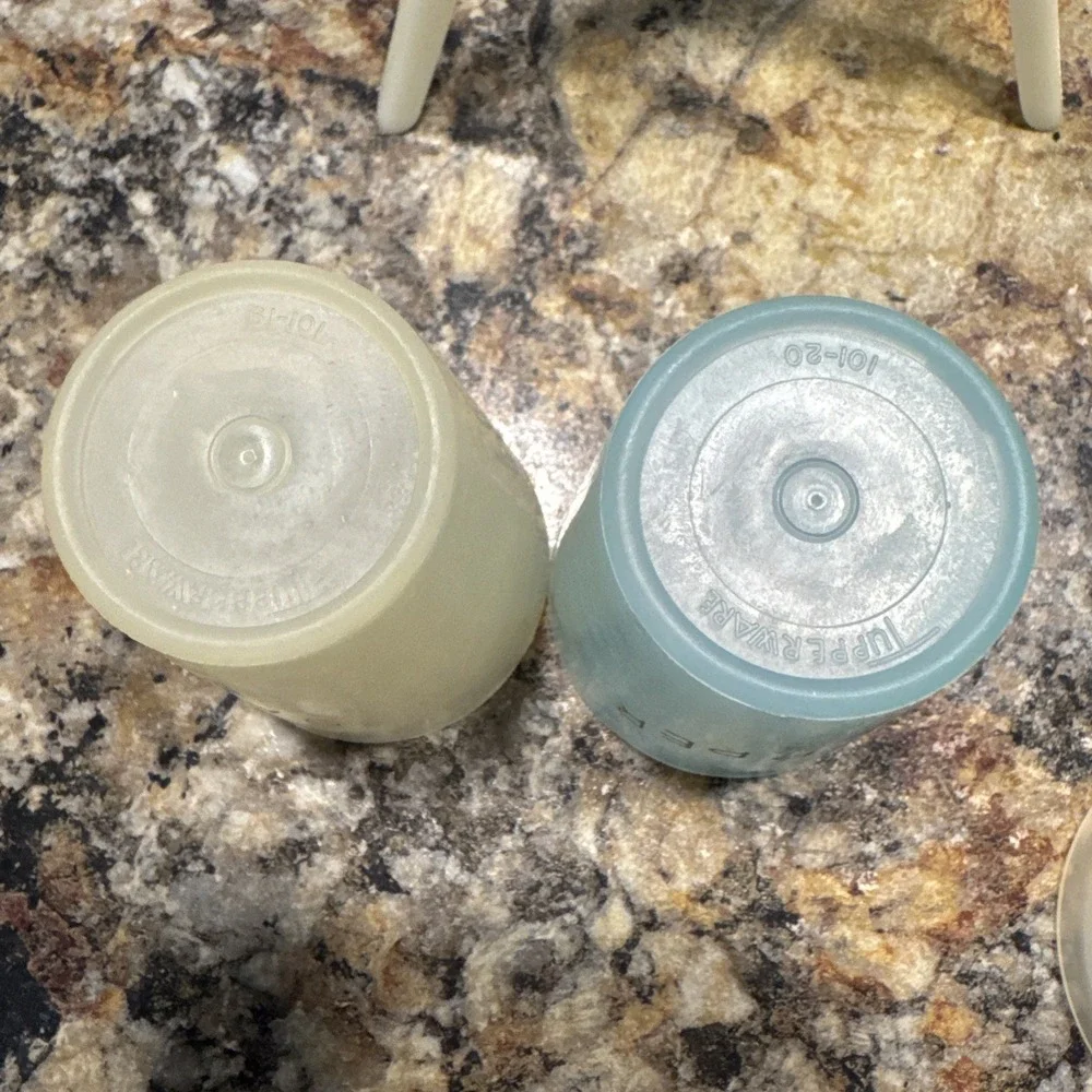 Vintage Tupperware Salt & Pepper Shakers with Atomic Tripod Caddy Stand